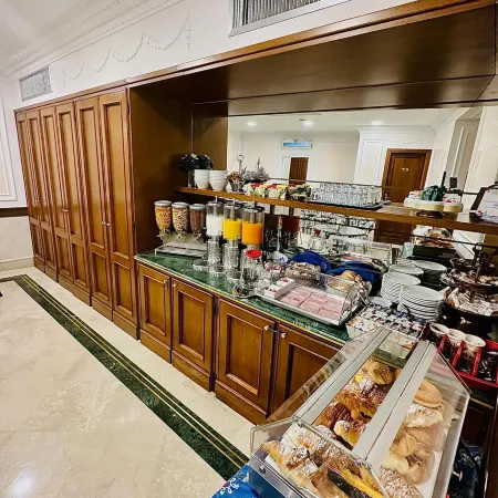 Hotel Principe di Piemonte Отели рядом с достопримечательностью «Ворота Порта-Маджоре»