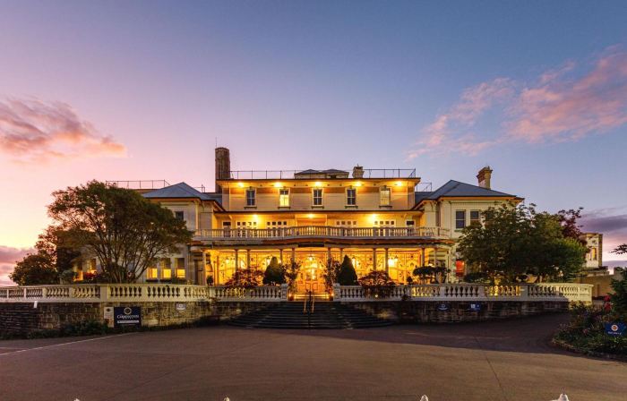 Carrington Hotel