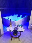 Twin Towers Naples Luxury - Hot Tub