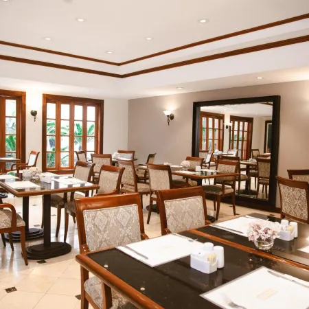 Los Tallanes Hotel & Suites