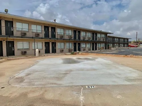 Rodeway Inn Midland South - 2 Sao