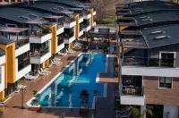 Elysium Green Suites - Beach