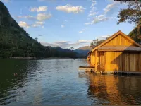 Nongkhiaw the Float House - 駐車場