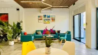 The Track Homestay - Near Bai Dai Beach Hotels in Cam Lam District