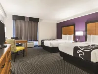 La Quinta Inn & Suites by Wyndham Ontario Airport Hotels in Ontario