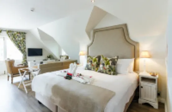 太陽花豪華旅館