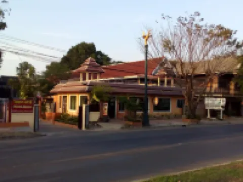 ไอยรา เฮาส์ โรงแรมใกล้วัดมหาธาตุ