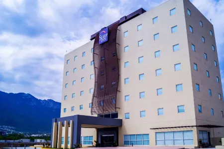 Sleep Inn Monterrey San Pedro Отели рядом с достопримечательностью «San Pedro de Pinta»