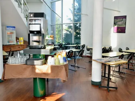 Mister Bed Chambray les Tours Отели в г. Шамбре-ле-Тур