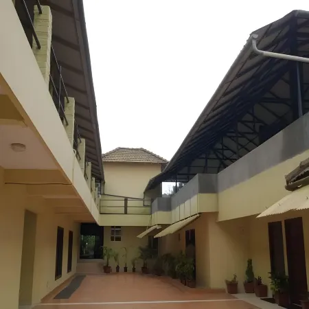 Hilldale Resorts