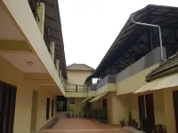 Hilldale Resorts - 2-Star