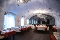 Letuchaya Myish Hotel