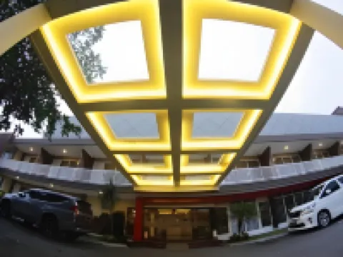 Hotel Nirwana Pekalongan Hotels in East Pekalongan