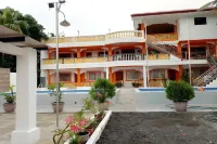 Palm Grove Saud Holiday Complex Hotel