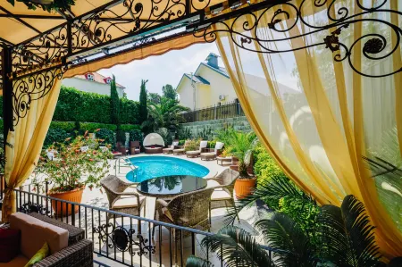 Green House Detox & SPA Hotel (Грин Хаус Детокс и Спа)