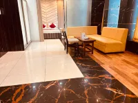 Hotel Chariot Inn - 停車場