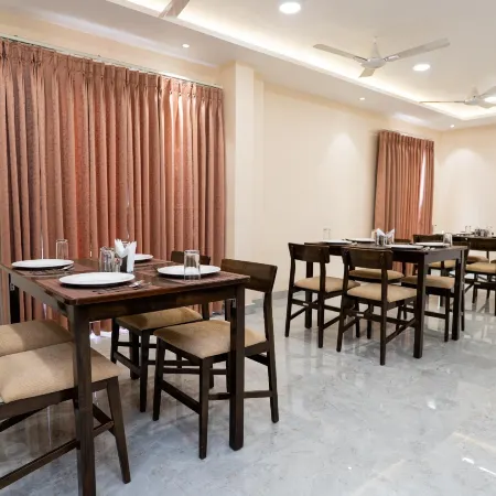 Hotel Shiva Nilay Inn