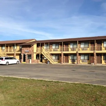 Split Mountain Motel