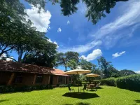 AfricaWildTruck Eco Camp & Lodge のホテル
