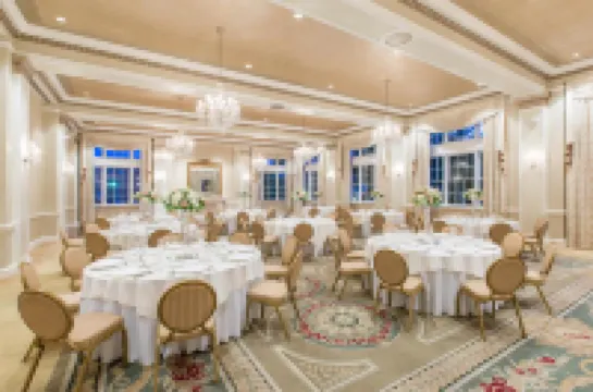 The George Washington, a Wyndham Grand Hotel