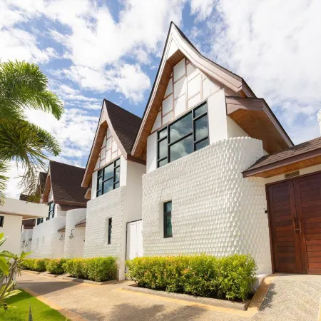 Poonsiri Varich Pool Villa Aonang