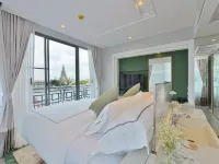Riva Arun Bangkok Hotel berhampiran Grand Palace (Istana Besar)