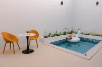 Kawaland Glamping Resort - Hot Tub