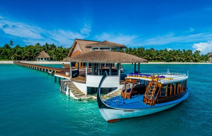 Mercure Maldives Kooddoo Adults Only Resort