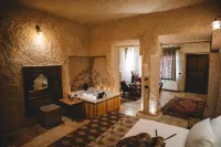 Çavuşin Cave House-Cappadocia - Scenic