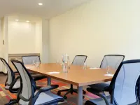 Home2 Suites by Hilton Edmond Hotels in Edmond