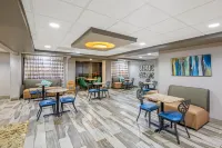 La Quinta Inn & Suites by Wyndham Denison - N. Lake Texoma