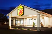 Super 8 by Wyndham Monteagle TN Hotels in Sewanee
