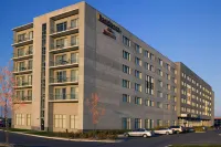 Residence Inn Montreal Airport Các khách sạn gần Club De Curling Lachine