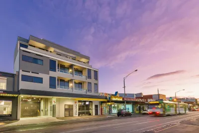 Punthill Essendon North Hotels near Essendon Train Station