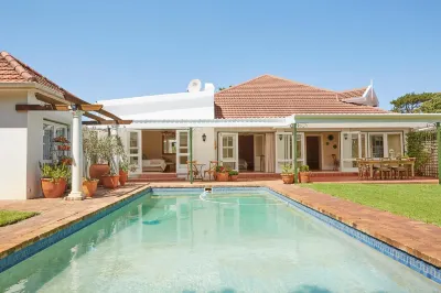 Villa Puccini Hotels in Rondebosch