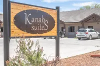 Kanab Suites - parking