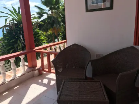 Hotel l'Ocean Отели рядом с достопримечательностью «Фелисите»