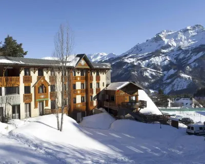 Sowell Family les Bergers Hotels near Lac d'Allos