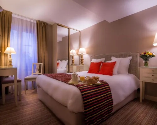 Champerret Heliopolis Hotels in Paris