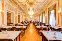Hotel Borges Chiado - Breakfast