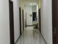 King Plaza Homestay Hotels in Bugis