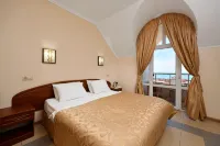 Grace Amaliya Hotel - 수영장