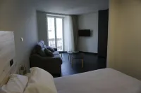 루멘 플라스 Lourenza 호텔