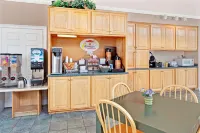 Super 8 by Wyndham Marietta/West/ATL Area - breakfast