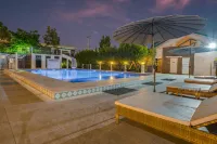 The Mansion Boutique Hotel - Pools