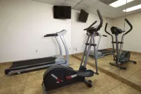 Super 8 by Wyndham South Padre Island - Fitnessstudio