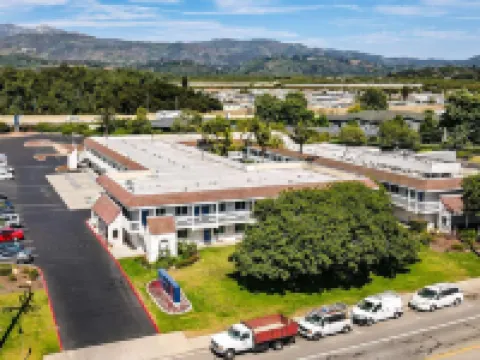 Studio 6 Suites Carpinteria, CA–Santa Barbara-South Hotels in Carpinteria