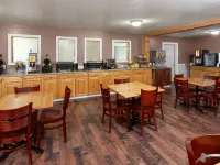 Baymont by Wyndham Manistee Hotels in Filer Charter Township