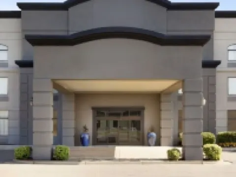 Townhome Inn & Suites by IHG Hotels in Cordova