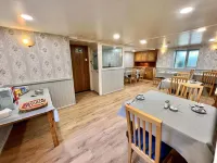 Gwesty Guest House - breakfast